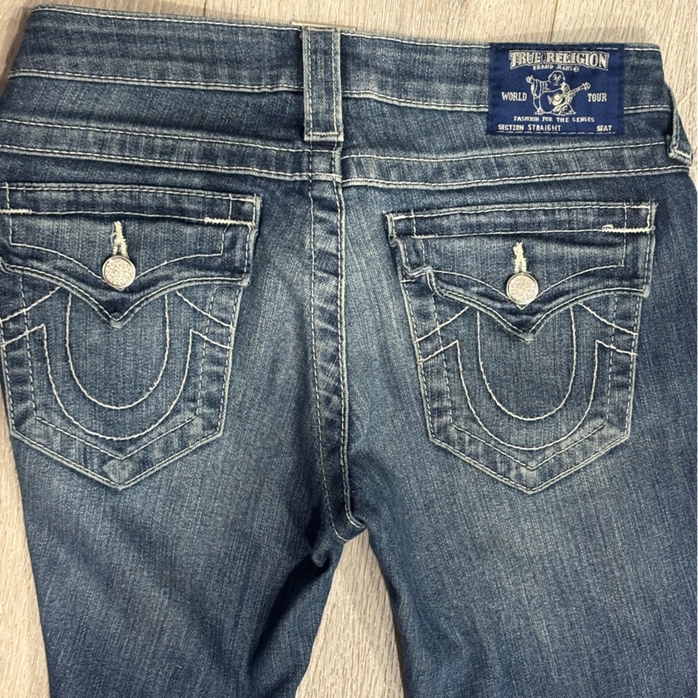 True Religion Women's Straight-Leg Denim Jeans in Faded Blue - Picture 2 of 8